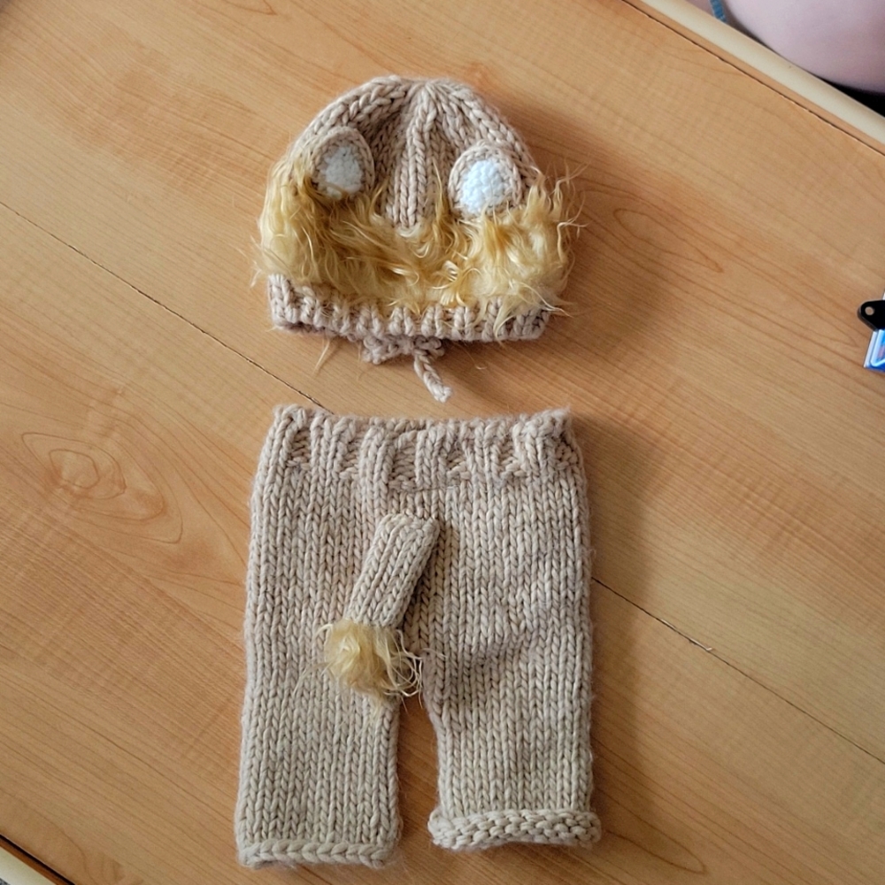 Newborn photo outfit